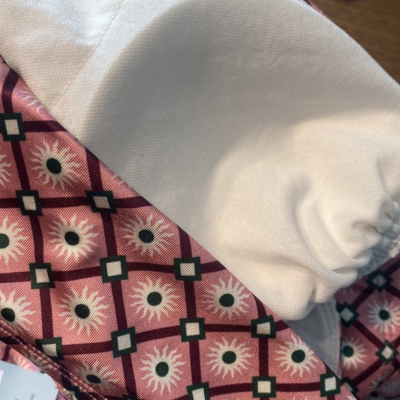 NWT SHADE & SHORE Swimsuit s 4-6 - Picture 8 of 8